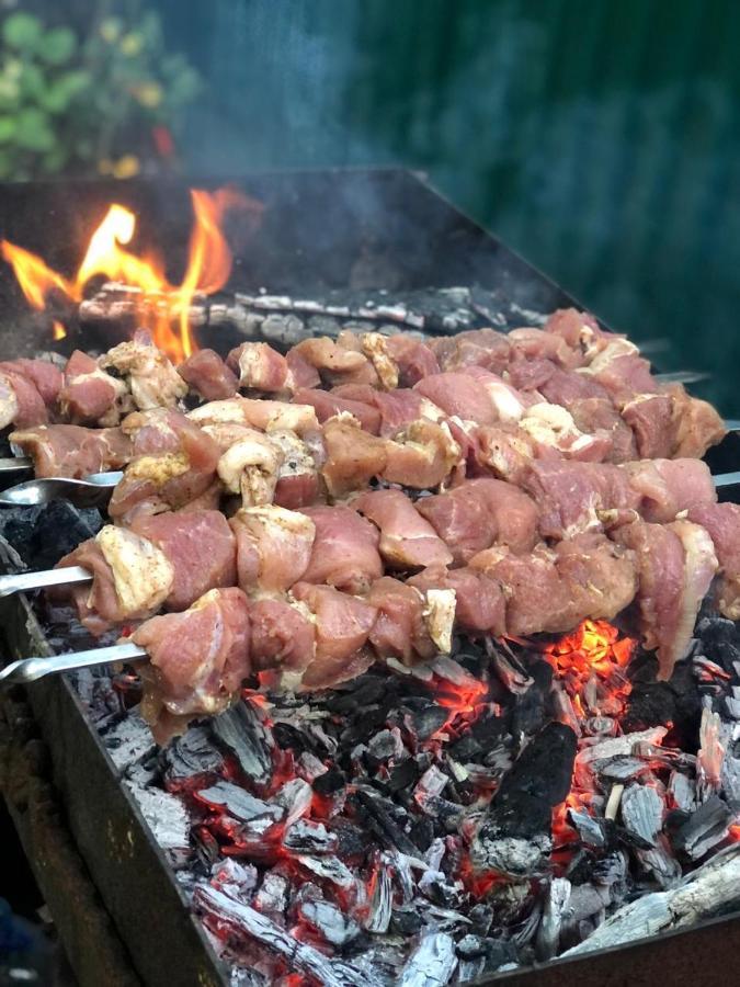 Уютный Дворик Sukhumi Ngoại thất bức ảnh