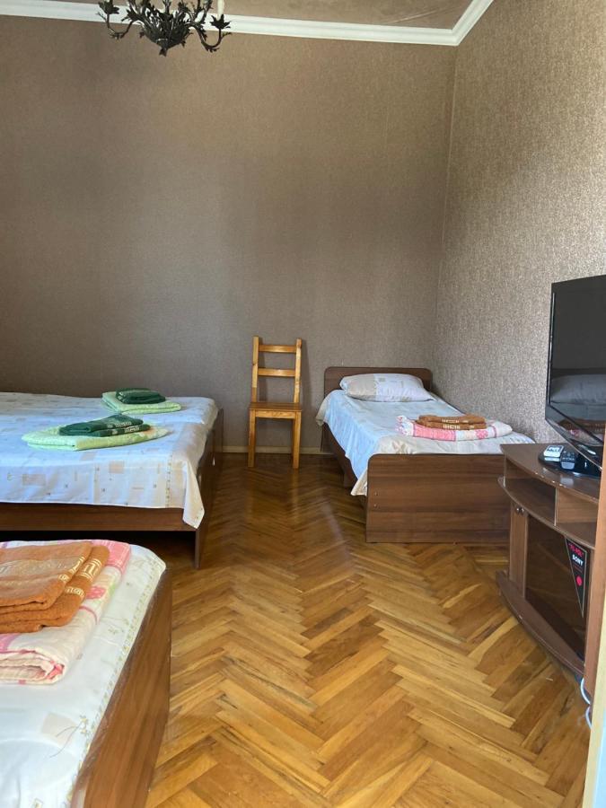 Уютный Дворик Sukhumi Ngoại thất bức ảnh